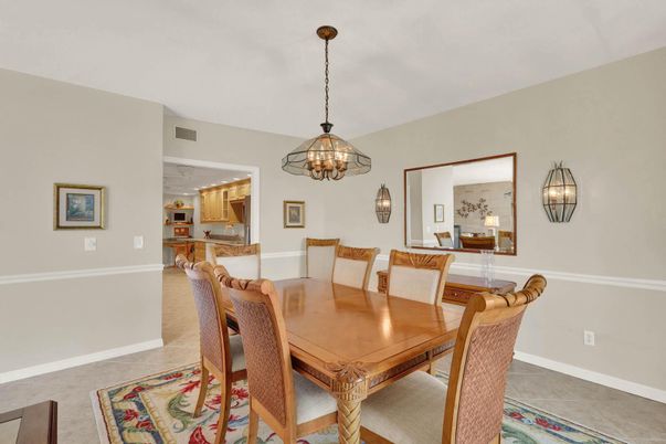 Dining room, Interior, Pendant Lights