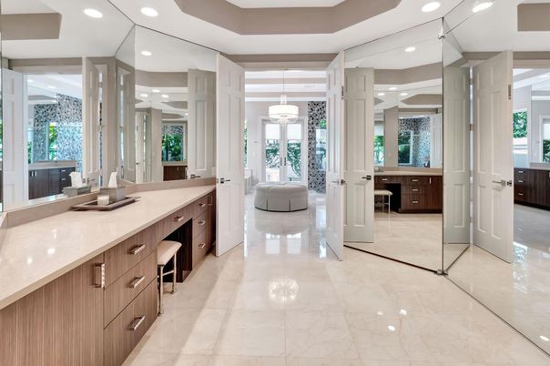 Bathroom, Chandelier, Interior, Marble, Pendant Lights, Recessed Lighting