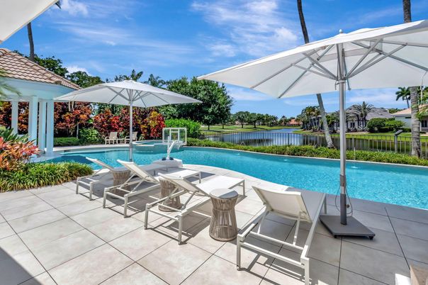Exterior, Pool, Water