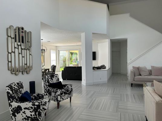 Interior, Living room, Pendant Lights, Recessed Lighting