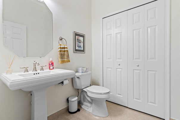 Bathroom, Interior