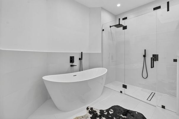 Bathroom, Free Standing Baths, Glass Shower, Interior, Recessed Lighting