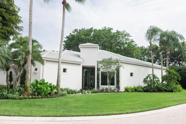 Exterior, Facade, Spanish Mediterranean