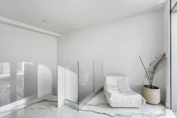 Interior, Marble