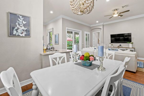 Chandelier, Dining room, Interior, Living room, Recessed Lighting, Wood Texture Flooring