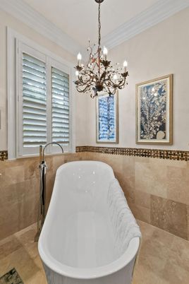 Bathroom, Chandelier, Free Standing Baths, Interior