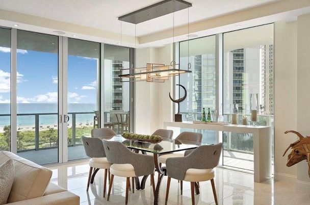 Dining room, Interior, Pendant Lights, Water