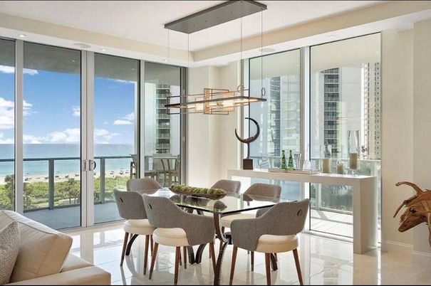 Dining room, Interior, Pendant Lights, Water