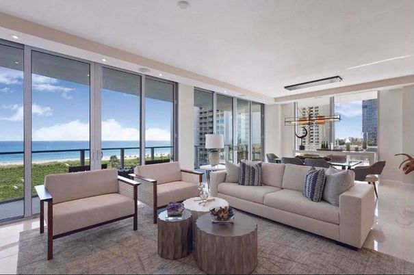 Dining room, Interior, Living room, Recessed Lighting, Water