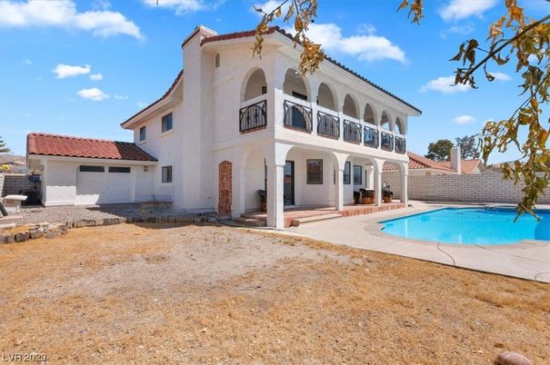 Backyard, Detached Garage, Exterior, Pool