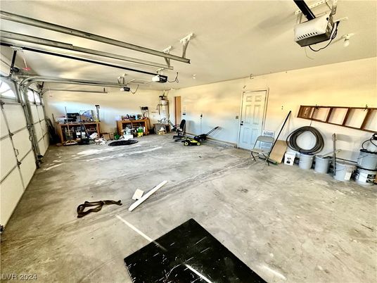 Fitness Equipment, Garage, Interior