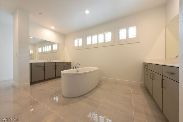 Bathroom, Dual Sink Vanities, Free Standing Baths, Interior, Recessed Lighting