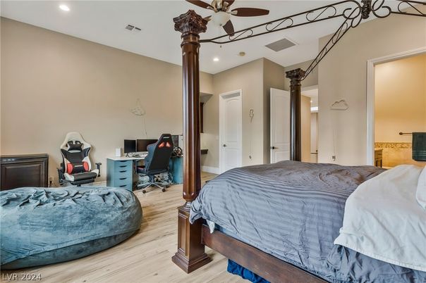 Bedroom, Home Office, Interior, Recessed Lighting, Wood Texture Flooring