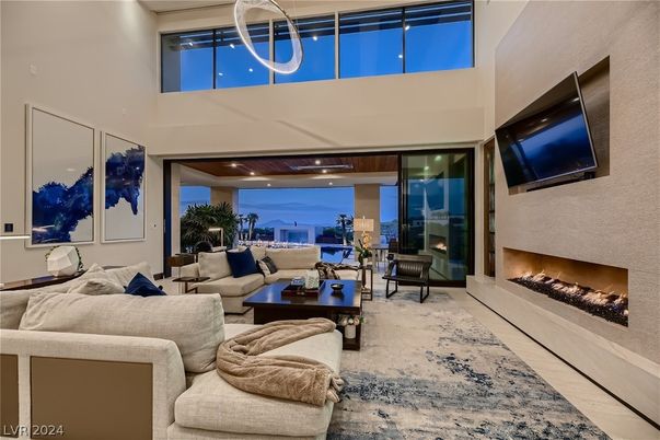 Fireplace, Interior, Living room, Recessed Lighting, Water