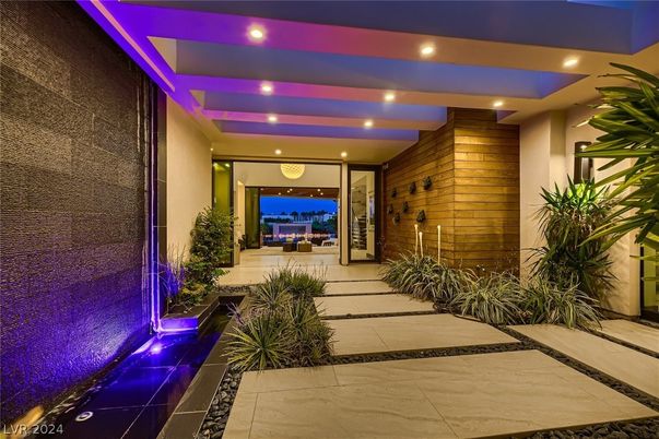 Exterior, Recessed Lighting