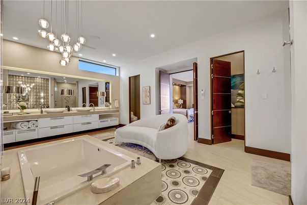 Bathroom, Dual Sink Vanities, Interior, Pendant Lights, Recessed Lighting