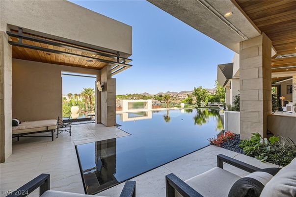 Exterior, Pool, Water