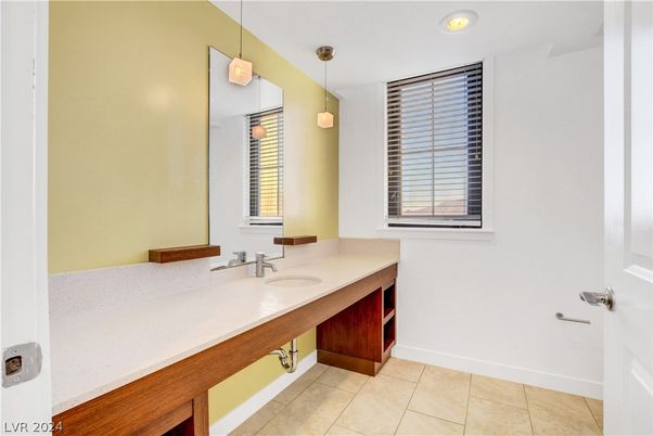 Bathroom, Interior, Pendant Lights, Recessed Lighting