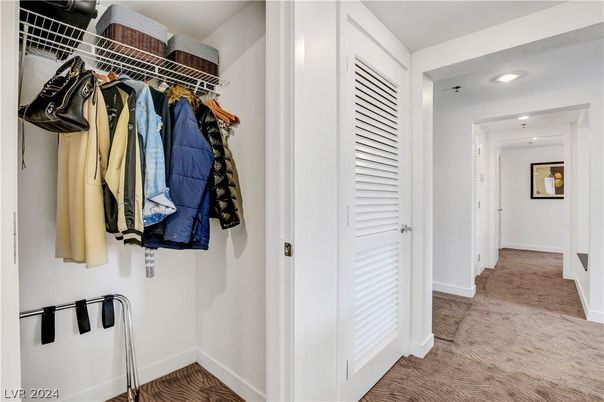 Interior, Recessed Lighting, Walk-in Closets