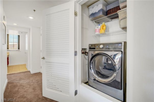 Interior, Recessed Lighting, Utility Closets, Washer