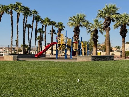 Backyard, Exterior, Playground