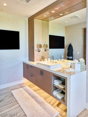 Bathroom, Dual Sink Vanities, Interior, Recessed Lighting, Wood Texture Flooring