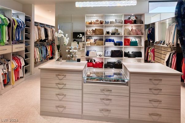 Interior, Recessed Lighting, Walk-in Closets