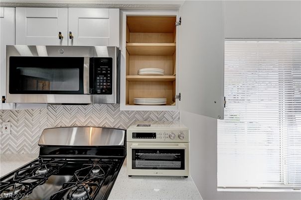 Interior, Kitchen, Stainless Steel Appliances