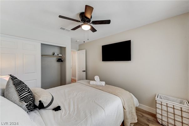 Bedroom, Interior, Wood Texture Flooring