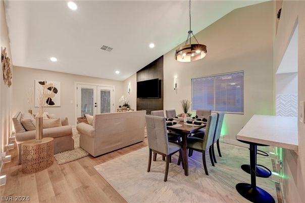 Dining room, Interior, Living room, Pendant Lights, Recessed Lighting, Wood Texture Flooring
