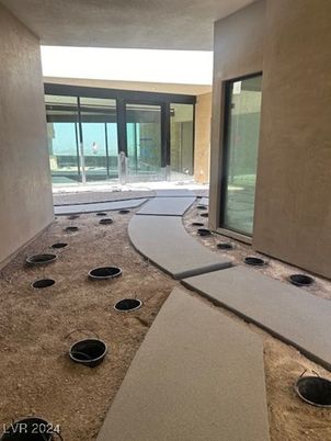 Interior, Water