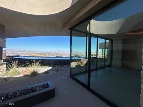 Exterior, Interior, Water