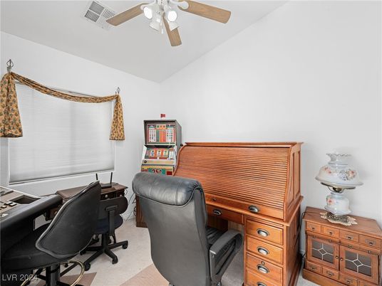 Home Office, Interior