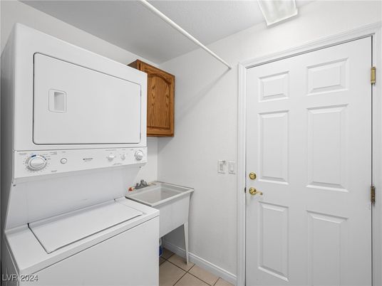 Interior, Washer
