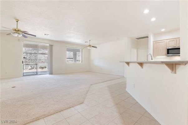 Empty room, Interior, Kitchen, Recessed Lighting