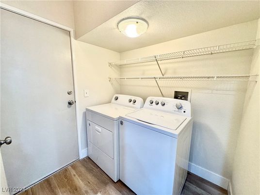 Interior, Utility Closets, Washer, Wood Texture Flooring