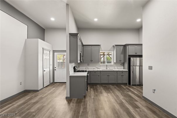 Interior, Kitchen, Recessed Lighting, Wood Texture Flooring