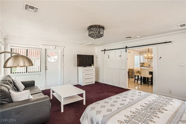 Chandelier, Dining room, Interior, Living room