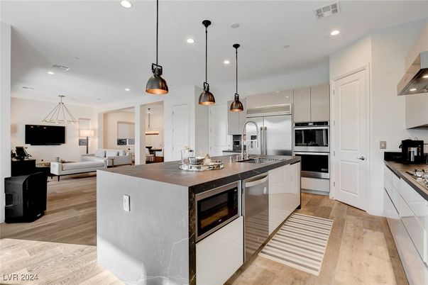 Interior, Kitchen, Living room, Pendant Lights, Recessed Lighting, Stainless Steel Appliances, Wood Texture Flooring