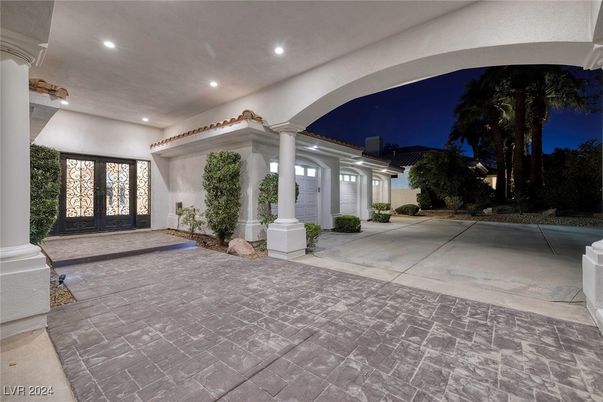 Exterior, Recessed Lighting