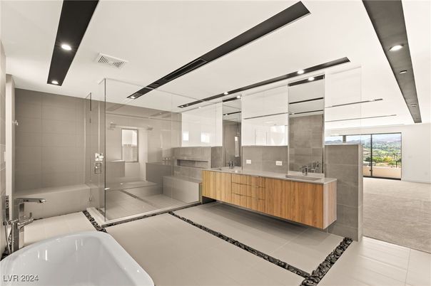 Bathroom, Dual Sink Vanities, Glass Shower, Interior, Recessed Lighting