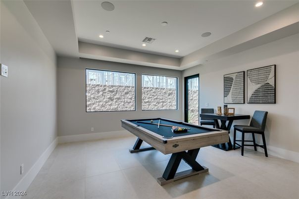 Billiard Table, Game Room, Interior, Recessed Lighting