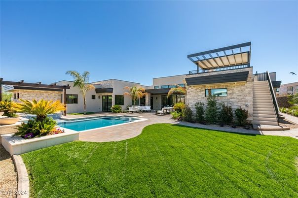 Backyard, Exterior, Pool