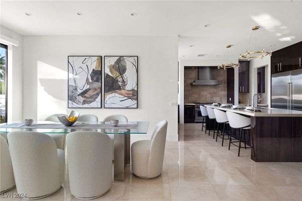 Dining room, Interior, Kitchen, Pendant Lights, Recessed Lighting, Stainless Steel Appliances