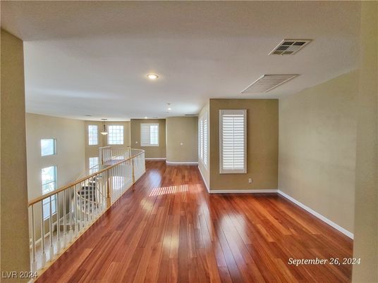 Interior, Pendant Lights, Recessed Lighting, Wood Texture Flooring