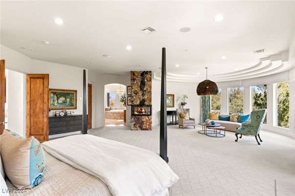 Bedroom, Fireplace, Interior, Pendant Lights, Recessed Lighting