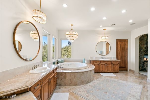 Bathroom, Chandelier, Dual Sink Vanities, Interior, Pendant Lights, Recessed Lighting