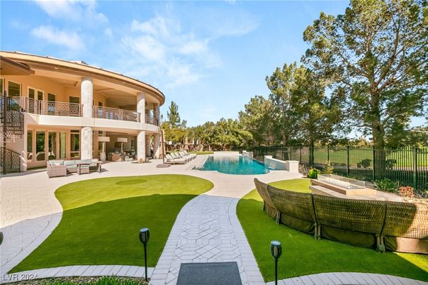 Backyard, Exterior, Pool