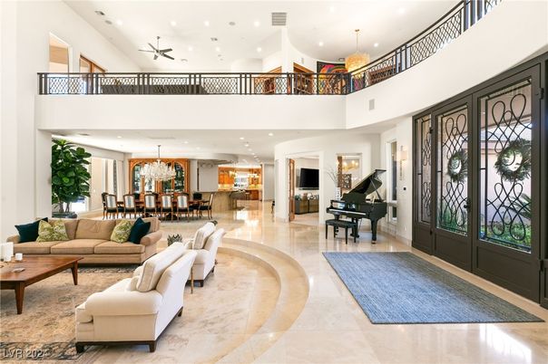 Chandelier, Dining room, Interior, Living room, Pendant Lights, Piano, Recessed Lighting
