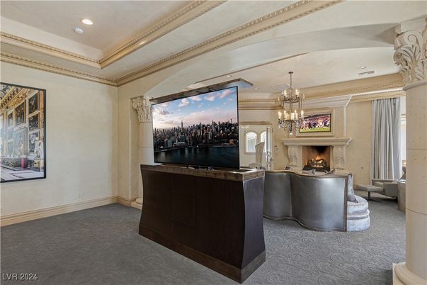 Chandelier, Fireplace, Interior, Recessed Lighting